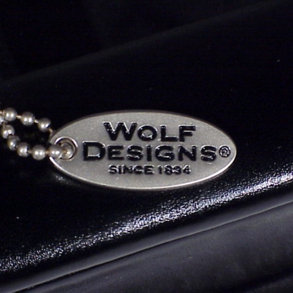 FINAL SALE PRICE Wolf Designs 6 Pc. Watch Display Case in Black Leather - Picture 4 of 5